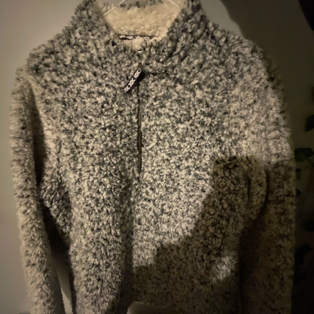 grey n black sweater